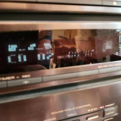 Pioneer Cassette CD AM/FM Receiver and speakers w manual