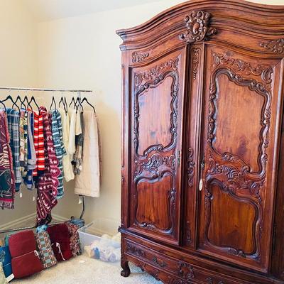 MALot 4: Blankets & Armoire