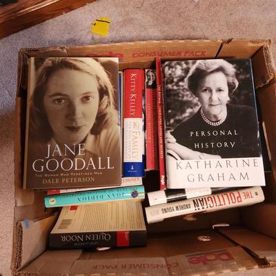 Lot of 3 shelves Books Clapton, Goodall, Clinton