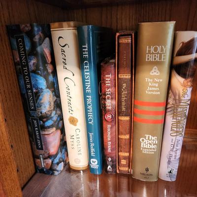 2 Shelves of Books Tolkien Robert Jordan