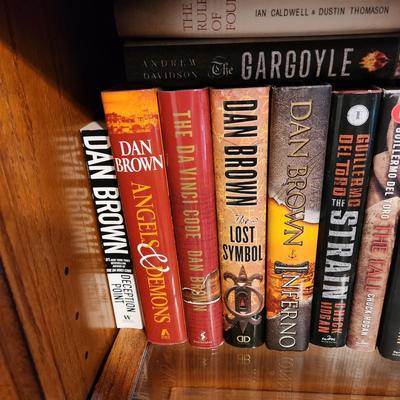 4 Shelves of Books Anne Rice Dan Brown