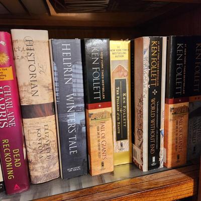 4 Shelves of Books Anne Rice Dan Brown