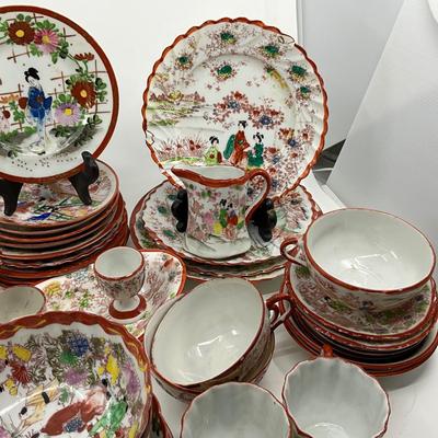 1304 Large Lot of Geisha Girl Japanese Porcelain China