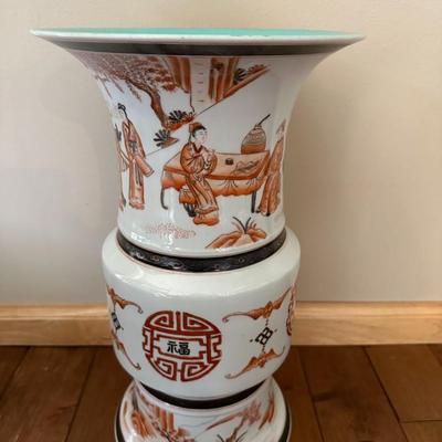 Large Chinese Vintage Porcelain Iron Red Kutani Vase with six characters mark