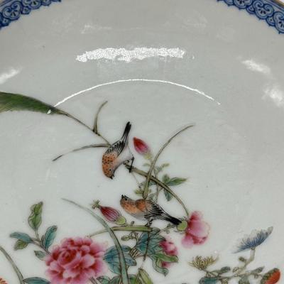 Small Chinese Vintage Porcelain Dish with Six Characters Mark