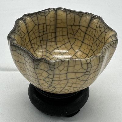 Chinese vintage porcelain guan ware small cup