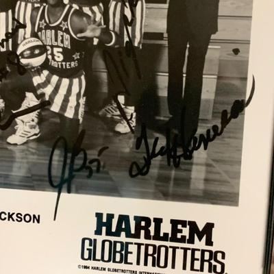 Harlem Globetrotters Signed Photo