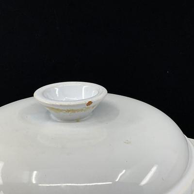 1318 White Porcelain Emile Henry and Chantal Cookware