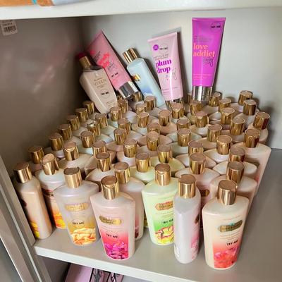 HUGE Lot Victoria Secret Body Lotions
