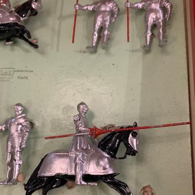 Britains Historical Series Knight Toy Soldiers w/ box