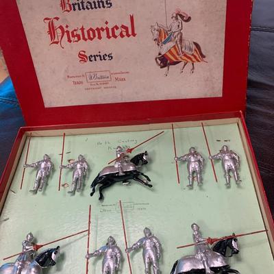 Britains Historical Series Knight Toy Soldiers w/ box