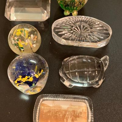 Vintage Paperweights Lot