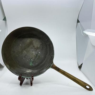 1332 Vintage Bongusto Copper 11.25" Round Pan / Skillet
