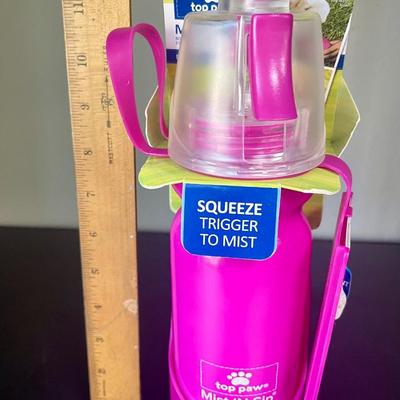 Mist ‘n Sip Dog Water Bottle Treat Holder - New