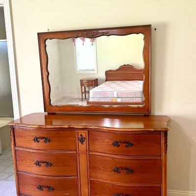 Antique French Provincial Curved Front Dresser & mirror