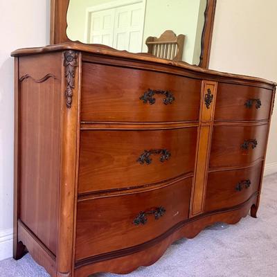 Antique French Provincial Curved Front Dresser & mirror