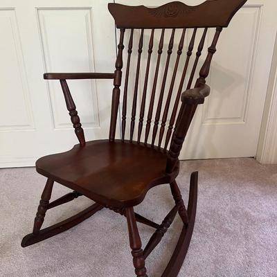 1800s Antique Rocking Chair _Read Details