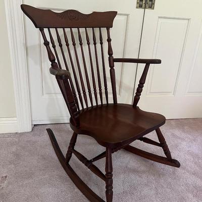1800s Antique Rocking Chair _Read Details