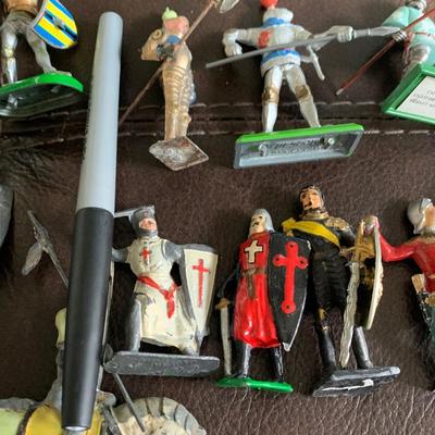 Vintage Medieval Cast Metal Miniatures