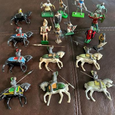 Vintage Medieval Cast Metal Miniatures