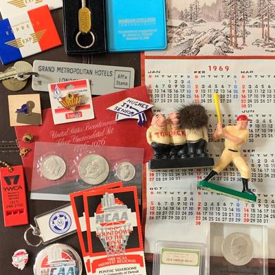 Vintage Coin & Collectibles Lot