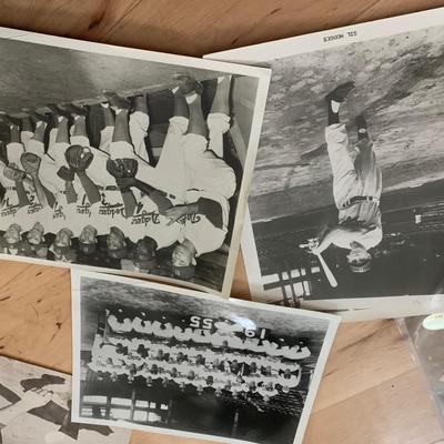 Vintage Sports Prints Photos Autographs Lots
