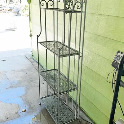 187 FOLDING BAKERS RACK PATIO 64" X 24" X 11"