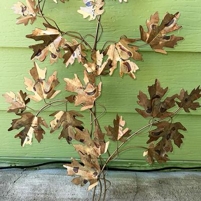 189 METAL MAPLE LEAF WALL SCULPTURE 33" TALL