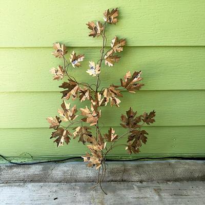 189 METAL MAPLE LEAF WALL SCULPTURE 33" TALL