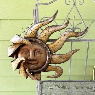 190 METAL SUN WALL SCULPTURE 20"