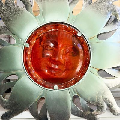 193 SUN SCULPTURE WIND CHIME METAL & GLASS 18"