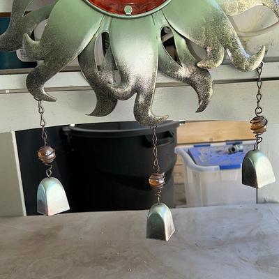 193 SUN SCULPTURE WIND CHIME METAL & GLASS 18"