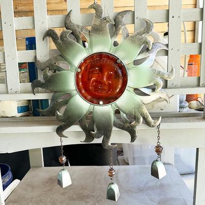 193 SUN SCULPTURE WIND CHIME METAL & GLASS 18"