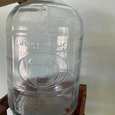 1360 Vintage Great Bear Springs Glass 5 Gal. Jug in Wooden Crate