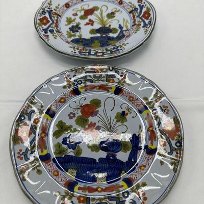 Pair of MORELLI FAENZA Handmade plates-8"