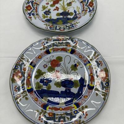 Pair of MORELLI FAENZA Handmade plates-8"