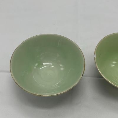 Pair of Chinese vintage rise bowls