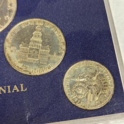1776 - 1976 Official US Bicentennial Coin Set Choice 3
