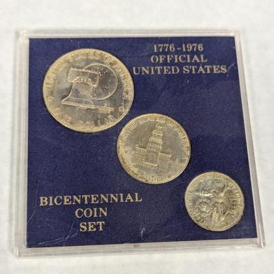 1776 - 1976 Official US Bicentennial Coin Set Choice 3