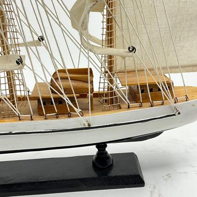 1397 Vintage Ship Model with Tug Boat