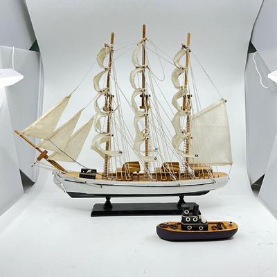 1397 Vintage Ship Model with Tug Boat