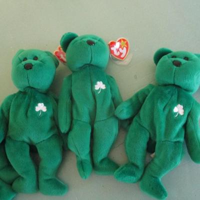 6 - Shamrock Beanie Babies