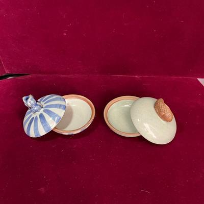 Lot #115 Pair of Round Trinket Boxes