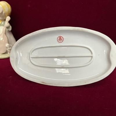 Lot111 Porcelain Figurine Lot (6)