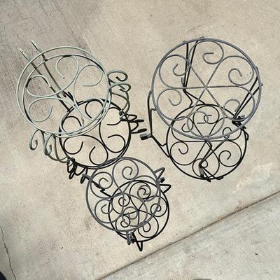 207 METAL WIRE 3 PATIO PLANT STANDS