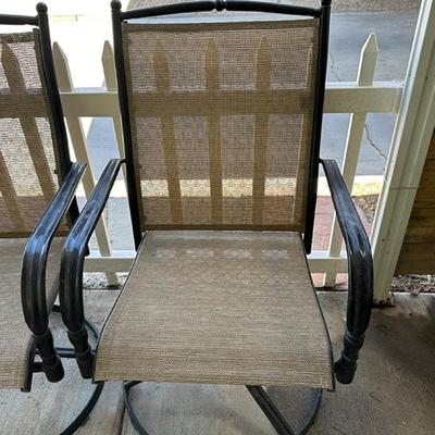 209 PATIO TABLE + 4 CHAIRS ROUND GLASS TOP ROCKING