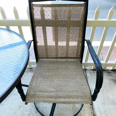 209 PATIO TABLE + 4 CHAIRS ROUND GLASS TOP ROCKING