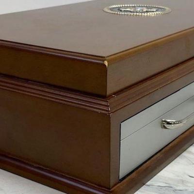 OFFICIAL U S PRESIDENTIAL VAULT TREASURY