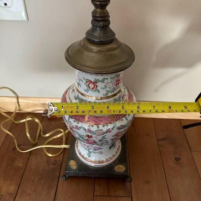 Chinese Export Porcelain Lamp