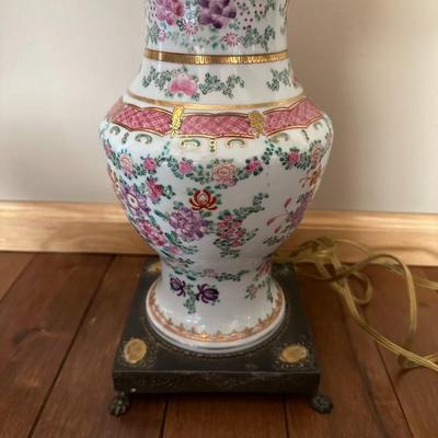 Chinese Export Porcelain Lamp